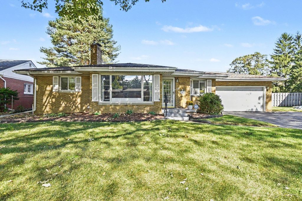 2130 Clover Ln, Saginaw