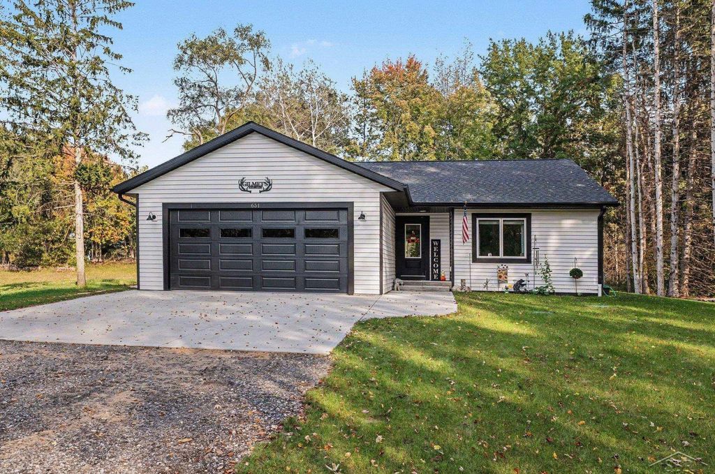 651 S Patterson Rd, Midland
