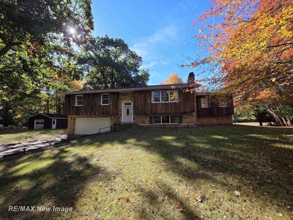 13271 Ithaca Rd, Saint Charles