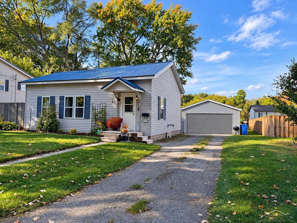 217 Arbury Pl, Midland