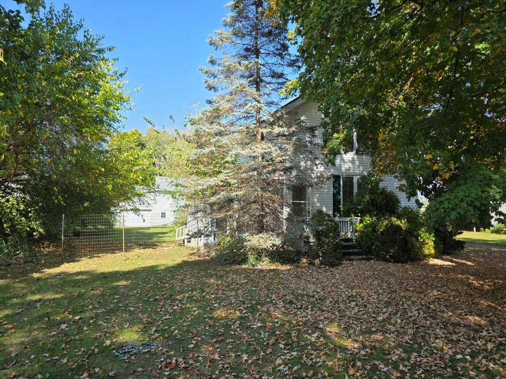 380 E Girard Road, Girard township