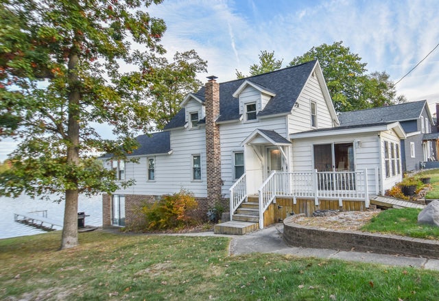 740 N Hawley Drive, Girard township