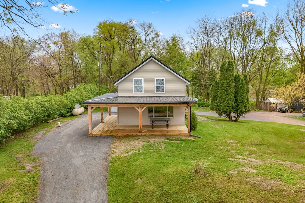 68505 Sweet Lake Road, Fawn River township