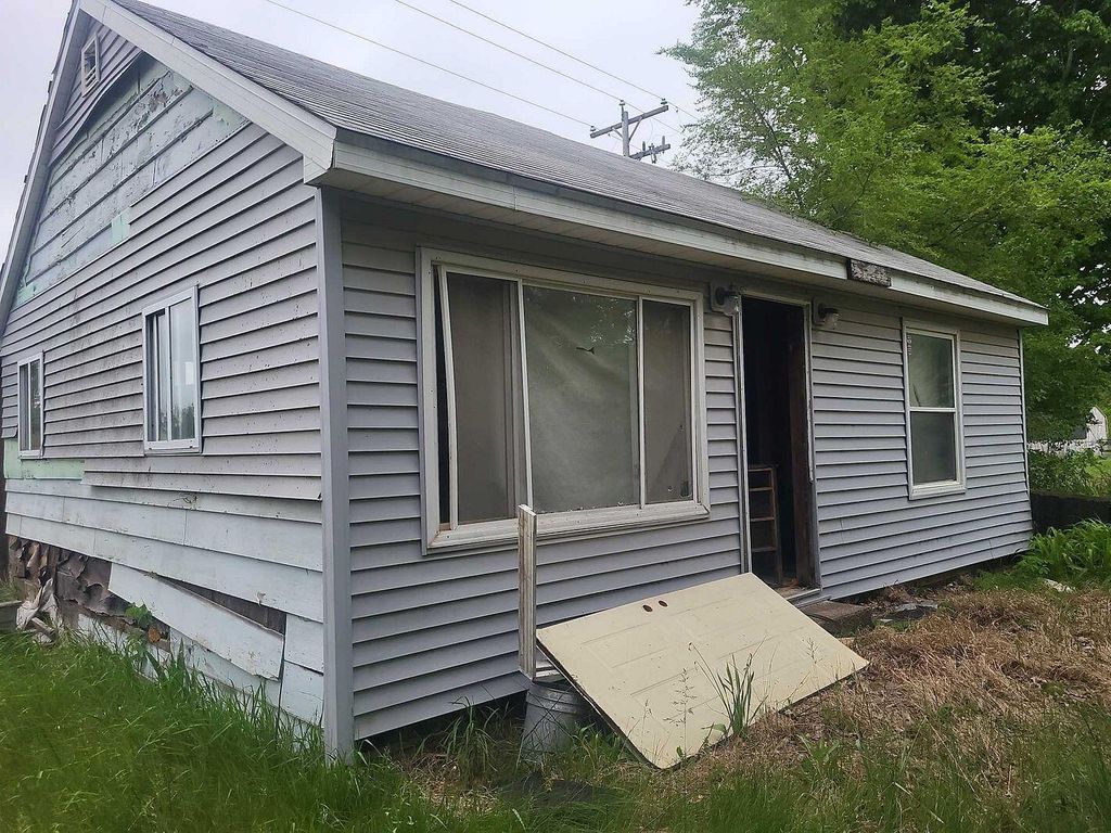 5971 Baseline Road, Allegan township