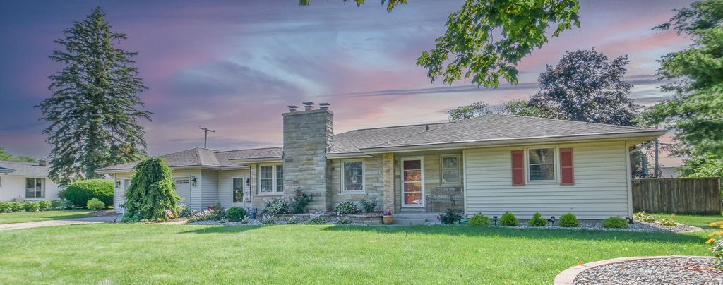 210 Maplecrest Street, Sturgis city