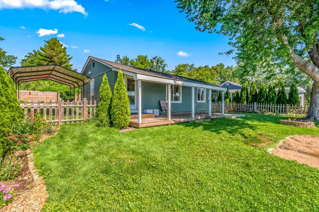 185 Bluegill Lane, Coldwater city