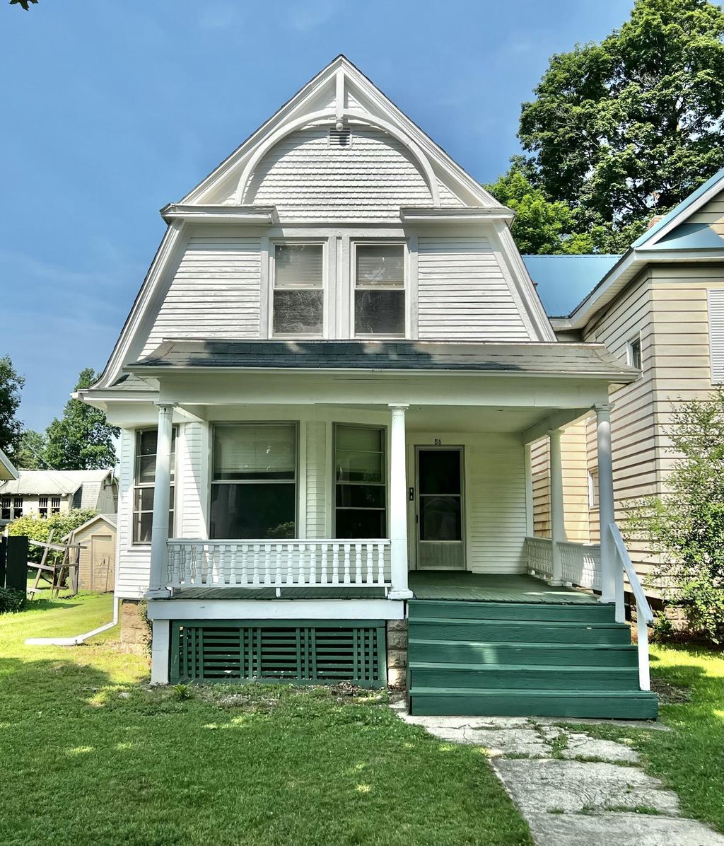 86 S Howell Street, Hillsdale city