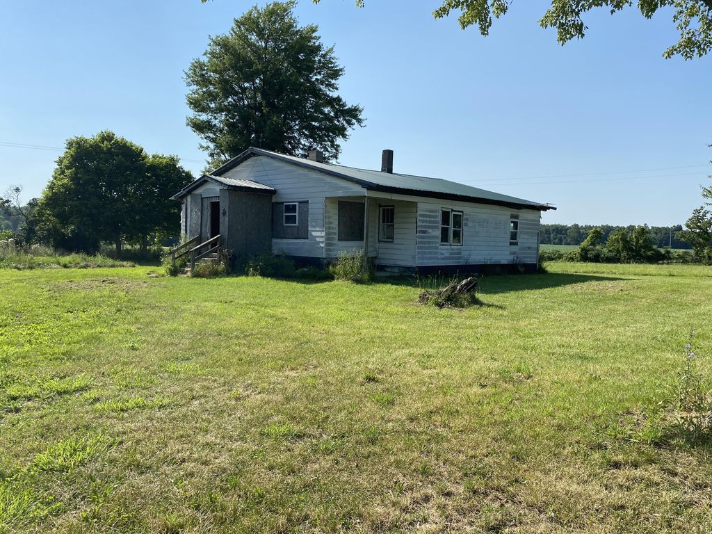 1296 Burlington Road, Union township