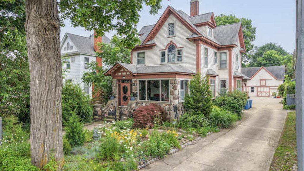 161 W Chicago Street, Coldwater city