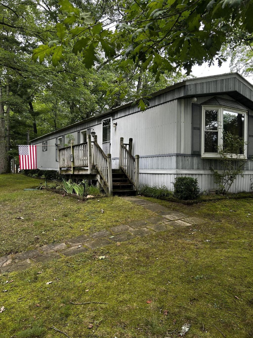 8021 Poplar Lane, Camden township