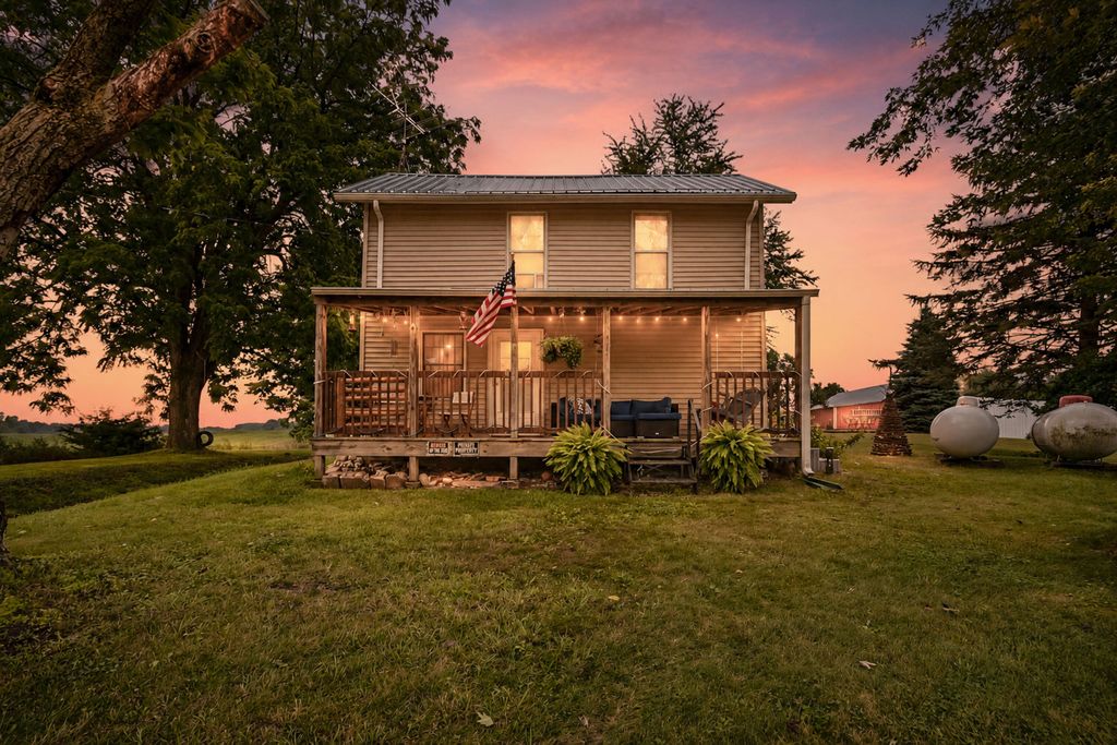 10303 Grass Lake Road, Ransom township