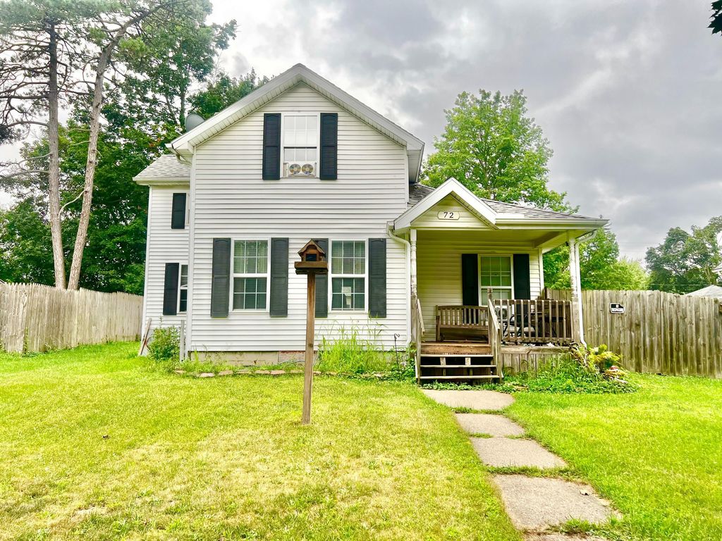 72 Budlong Street, Hillsdale city