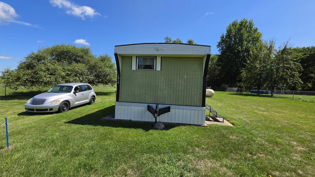 1618 Case Drive, Burlington township