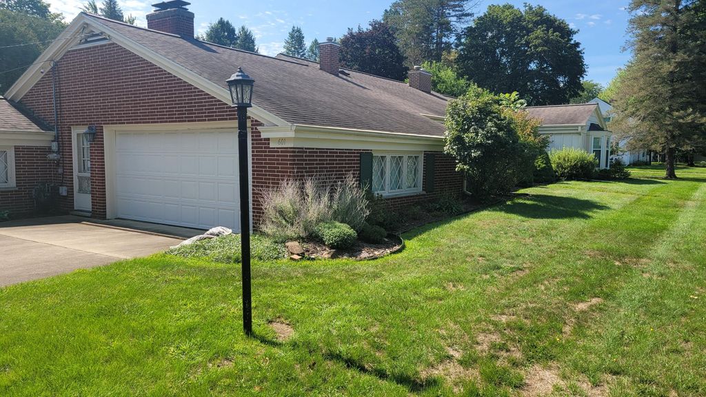 601 Se Manor Drive, Albion city