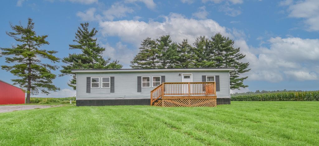 8820 S Lake Pleasant Road, Ransom township