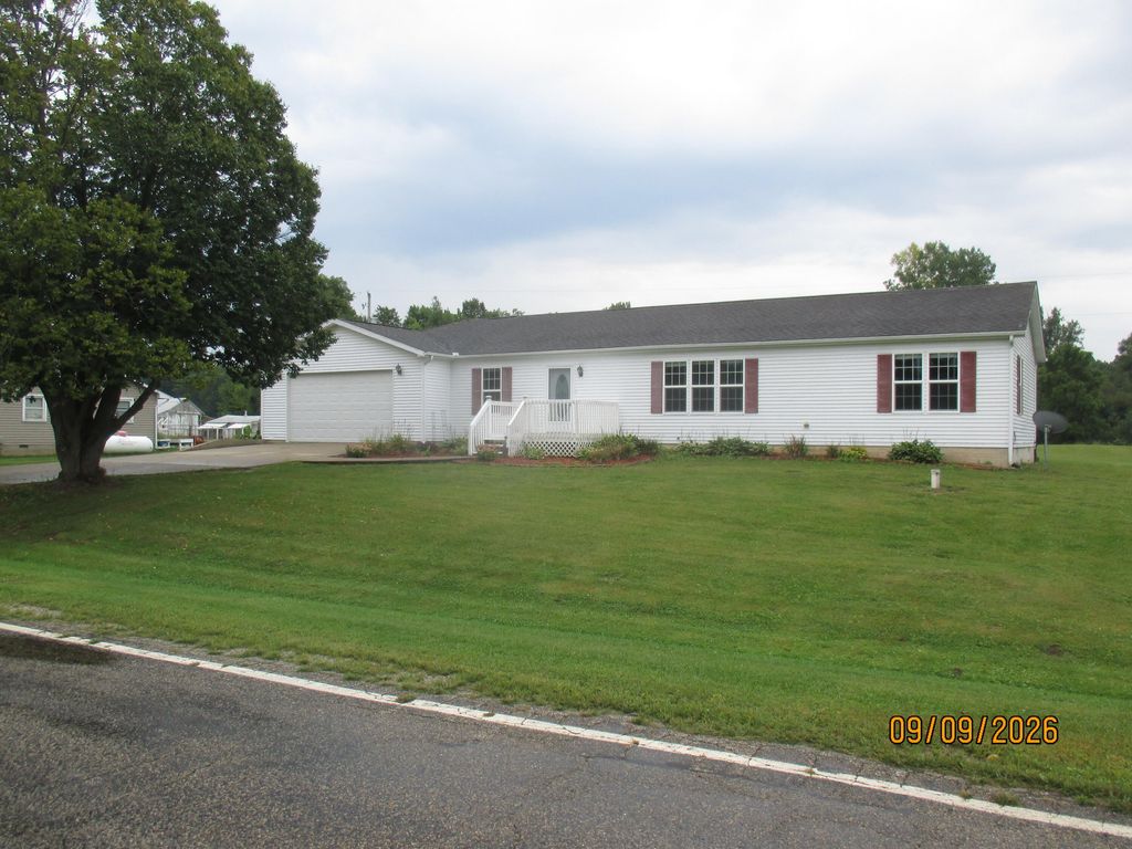 7561 Arkansaw Road, Allen