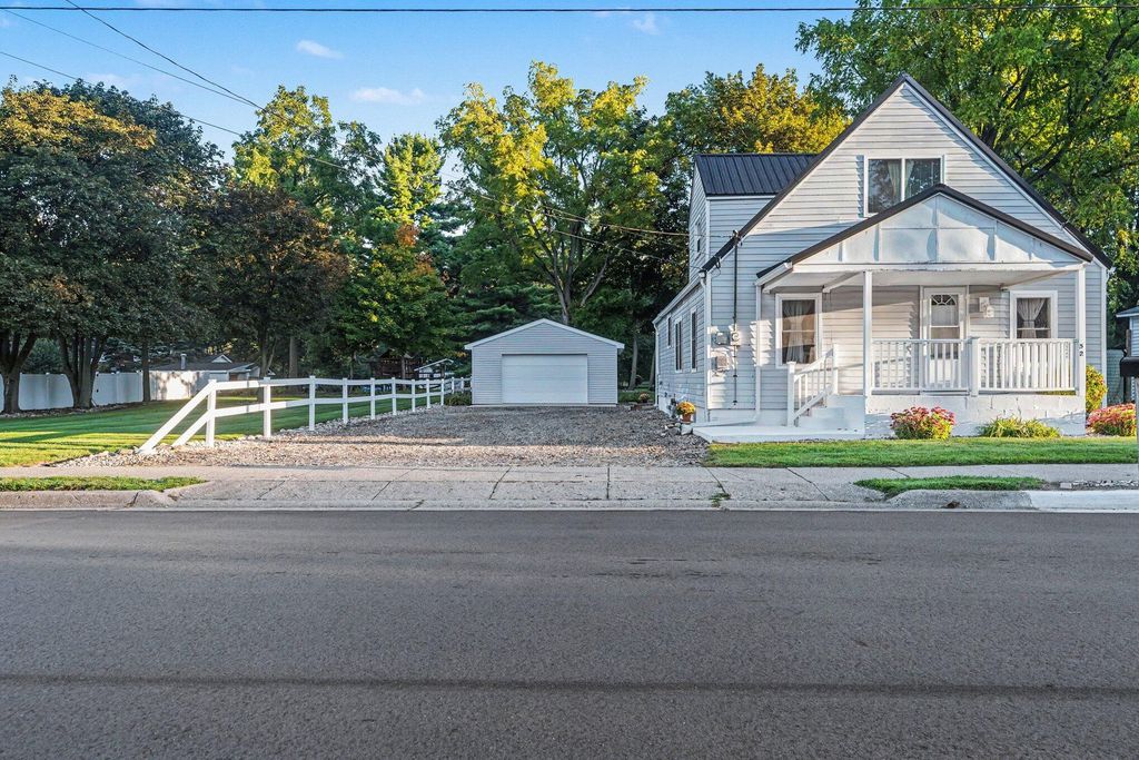 32 Liberty Street, Coldwater
