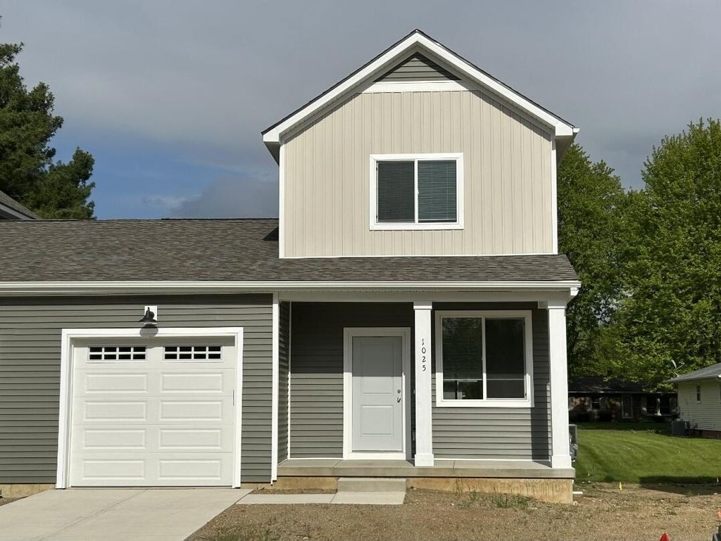1025 Rebecca Street Unit: 15, Marshall city