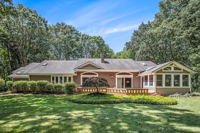 100 Alto Relievo Way, Marshall township