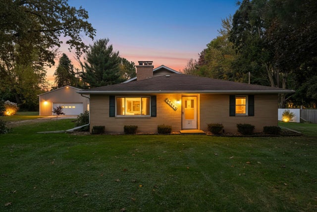 27890 S D Drive S, Albion township