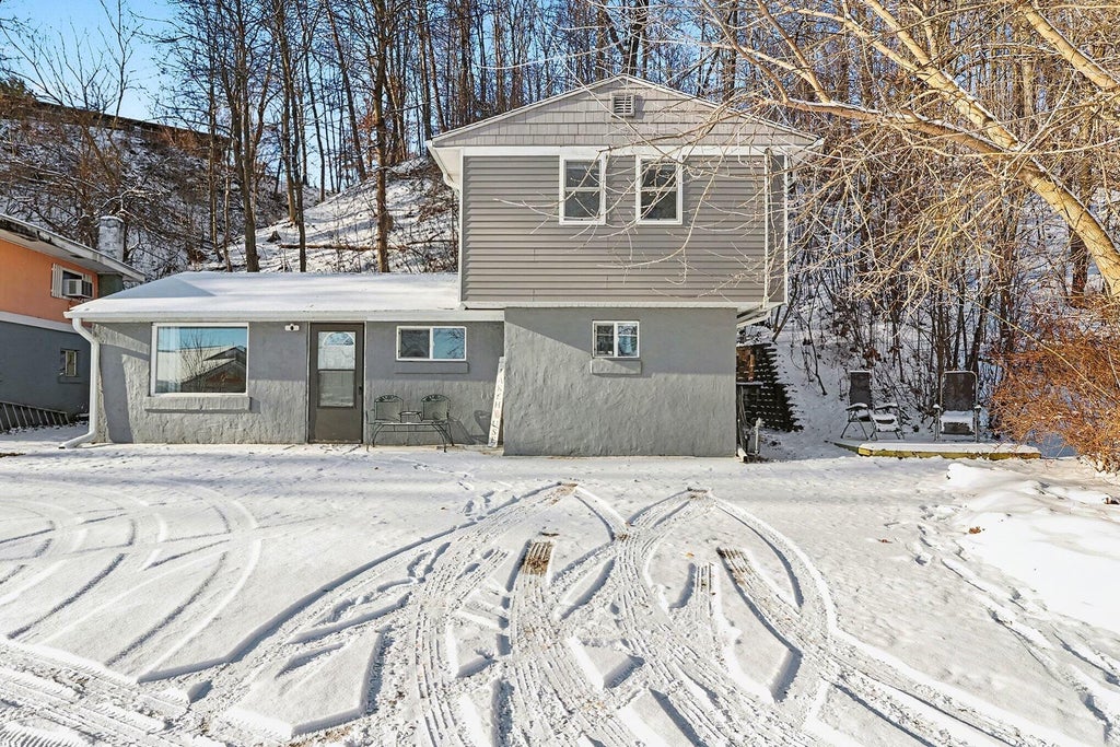 11893 Cisco Bay Drive, Johnstown township