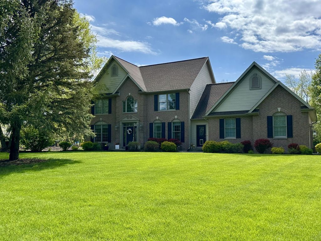 9095 Marsh Creek Circle, Comstock charter township