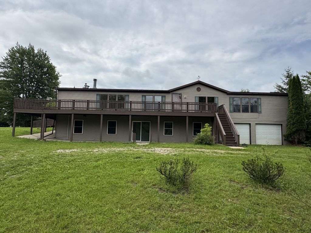 413 Creamery Road, Union township