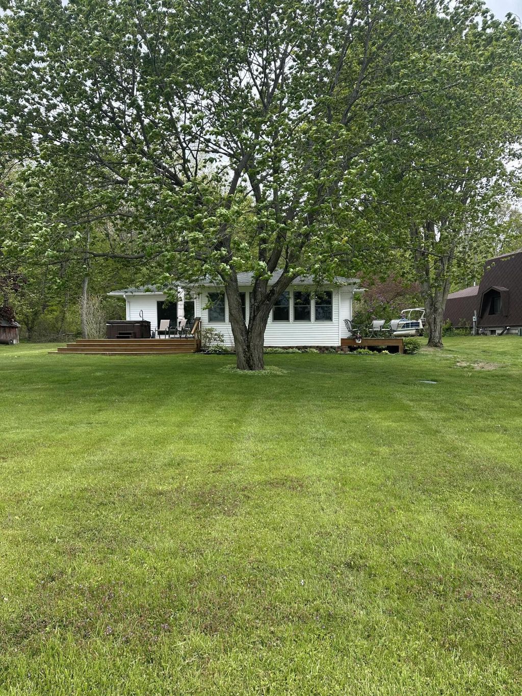 2611 Nottawa Lake Drive, Tekonsha township