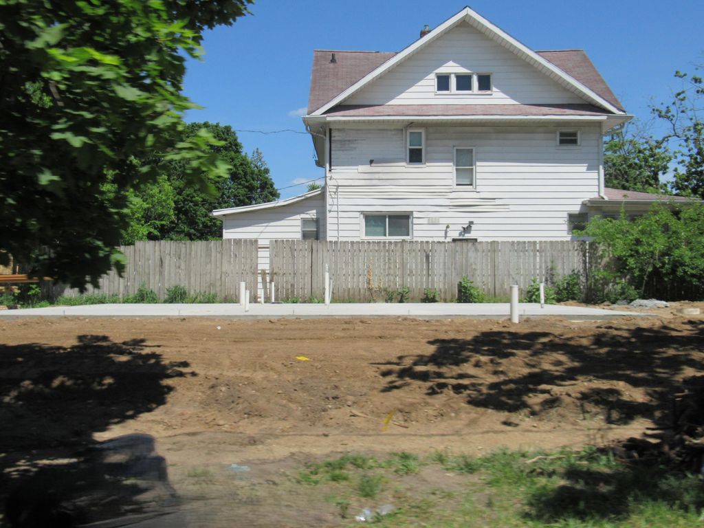 126 Greenwood Avenue, Battle Creek city