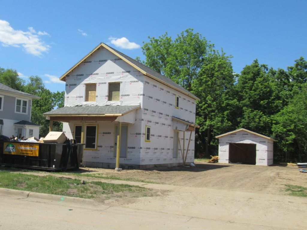 86 Bowen Avenue, Battle Creek city