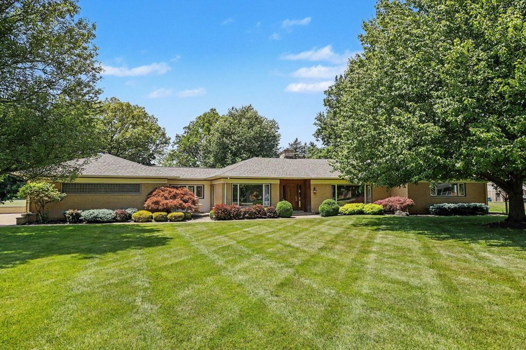 757 N Kalamazoo Avenue, Marshall