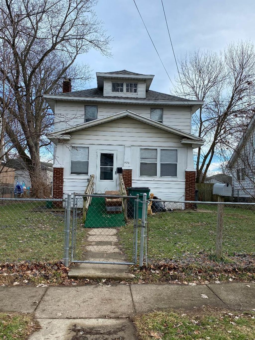 430 N 21st Street, Springfield city