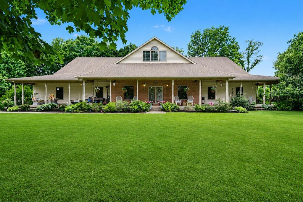 17830 Victors Lane, Marshall township