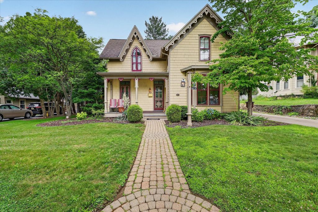 347 N Madison Street, Marshall city