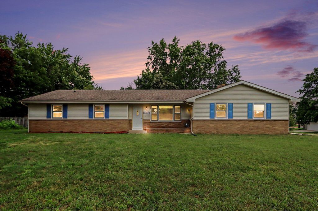 6083 Woodlea Drive, Comstock charter township