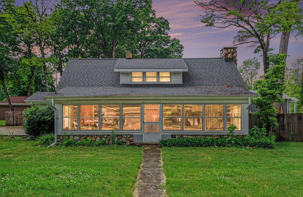 7763 Anway Drive, Emmett charter township