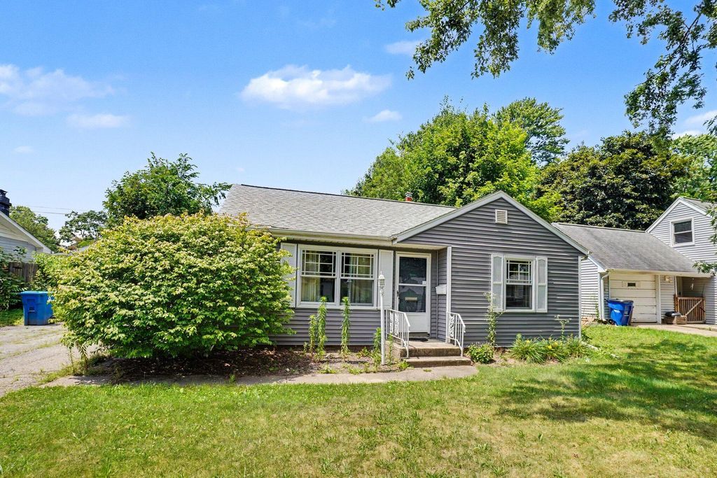 121 N Ridgeway Drive, Battle Creek city