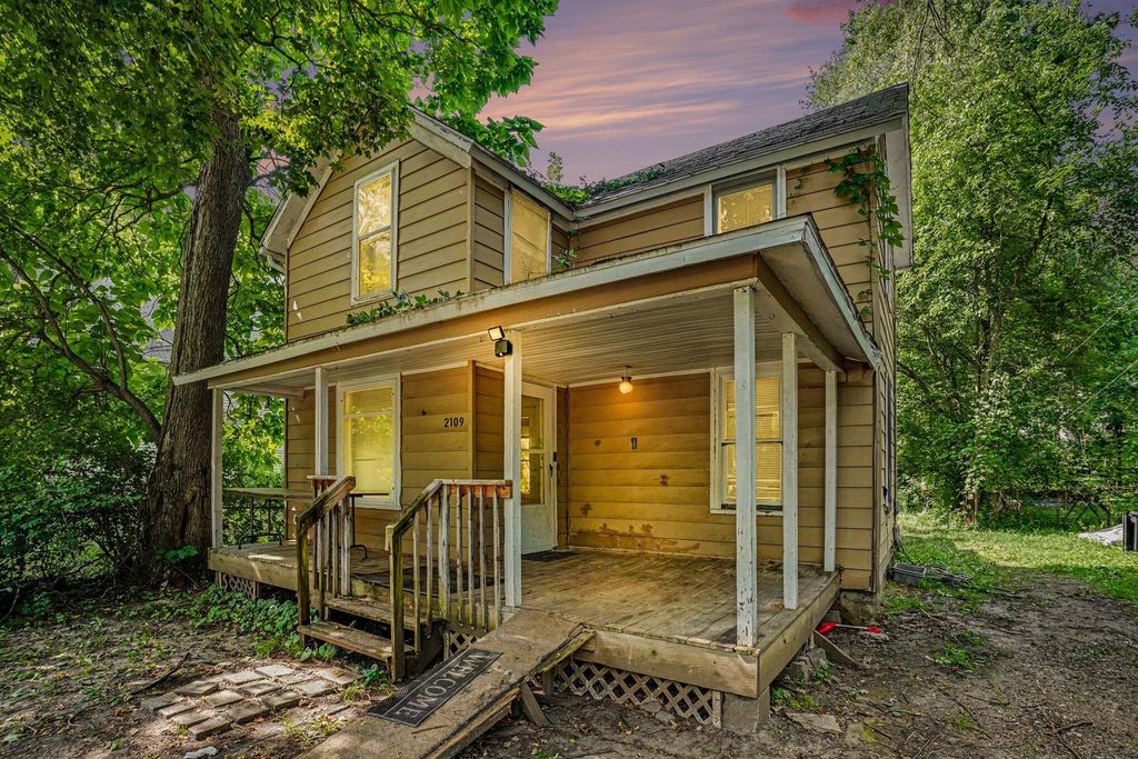 2109 Briar Place, Kalamazoo charter township