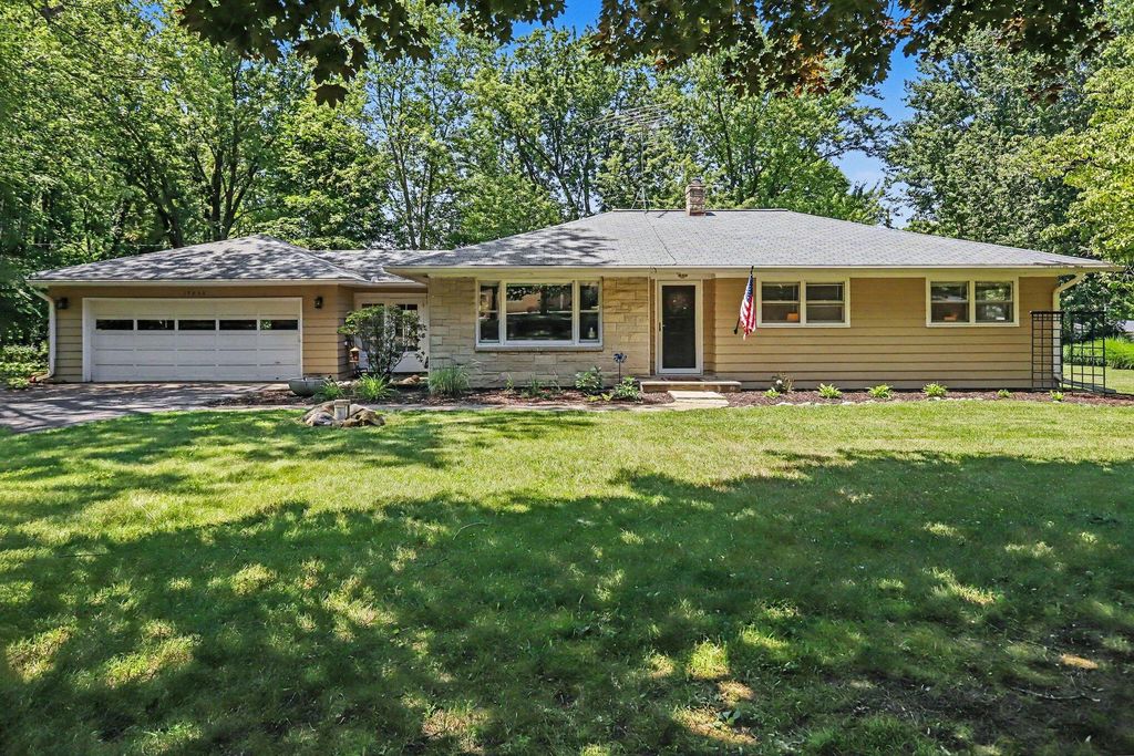 15833 17 1/2 Mile Road, Marshall township
