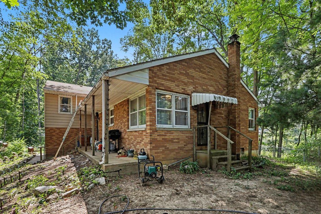 11091 W Drive N, Pennfield charter township
