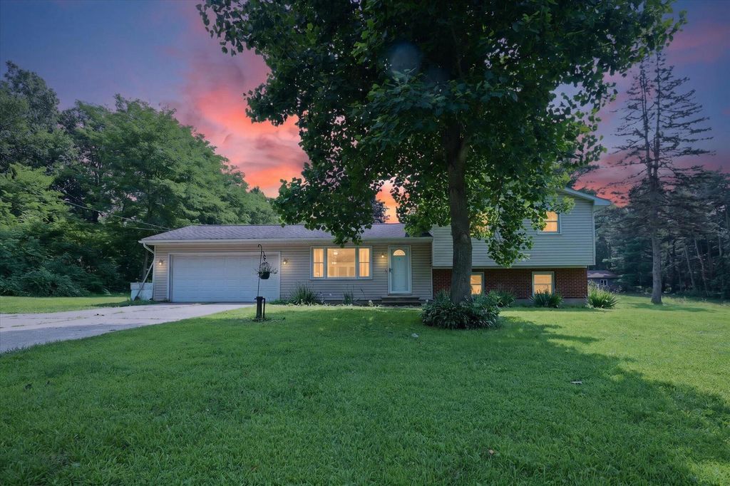 16310 15 Mile Road, Marshall township