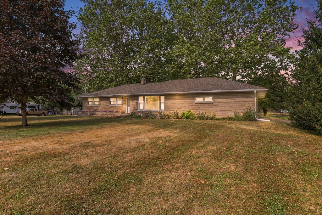547 N Wattles Road N, Emmett charter township