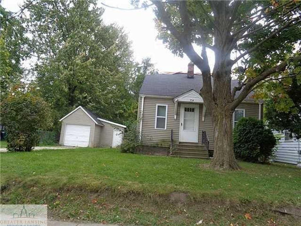 714 Louisa Street, Lansing city