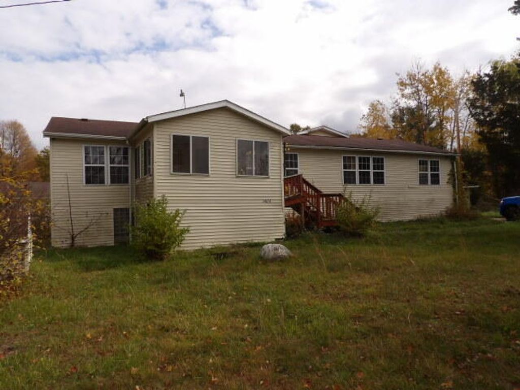 34637 76th Street, Covert township