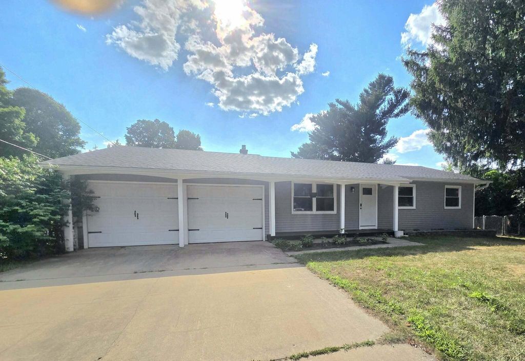 742 Greenridge Road, Battle Creek