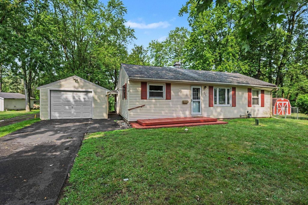 243 Creekview Drive, Bedford charter township