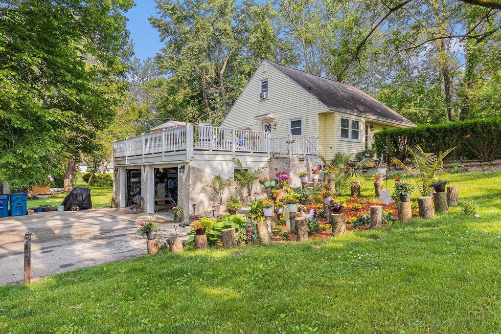3104 Courtlandt Avenue, Kalamazoo city