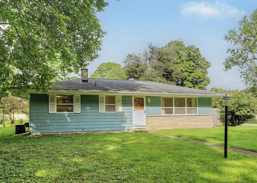 808 Jones Street, Marshall city