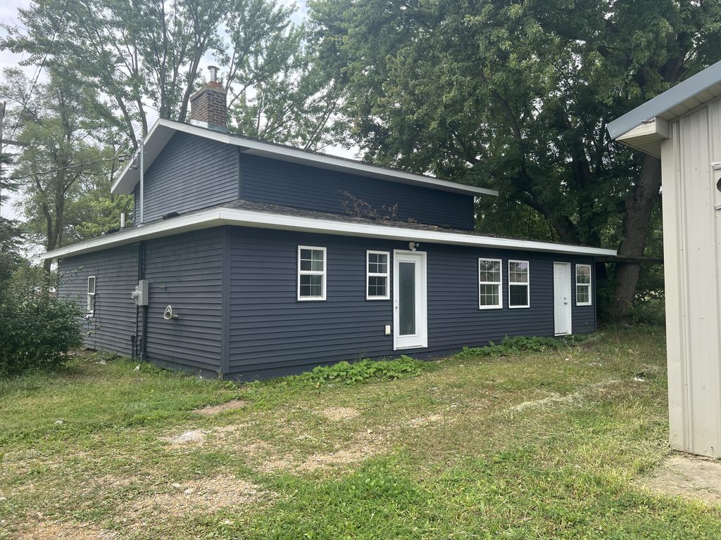 21011 23 Mile Road, Lee township