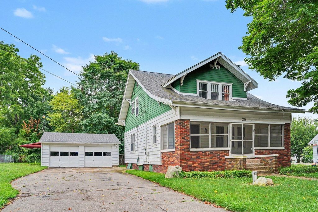 114 Mansie Street, Marshall township